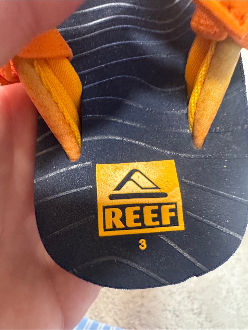 Reef Kids Ombre Aqua-to-Green Sandals with Bright Orange Straps - Picture 3 of 3